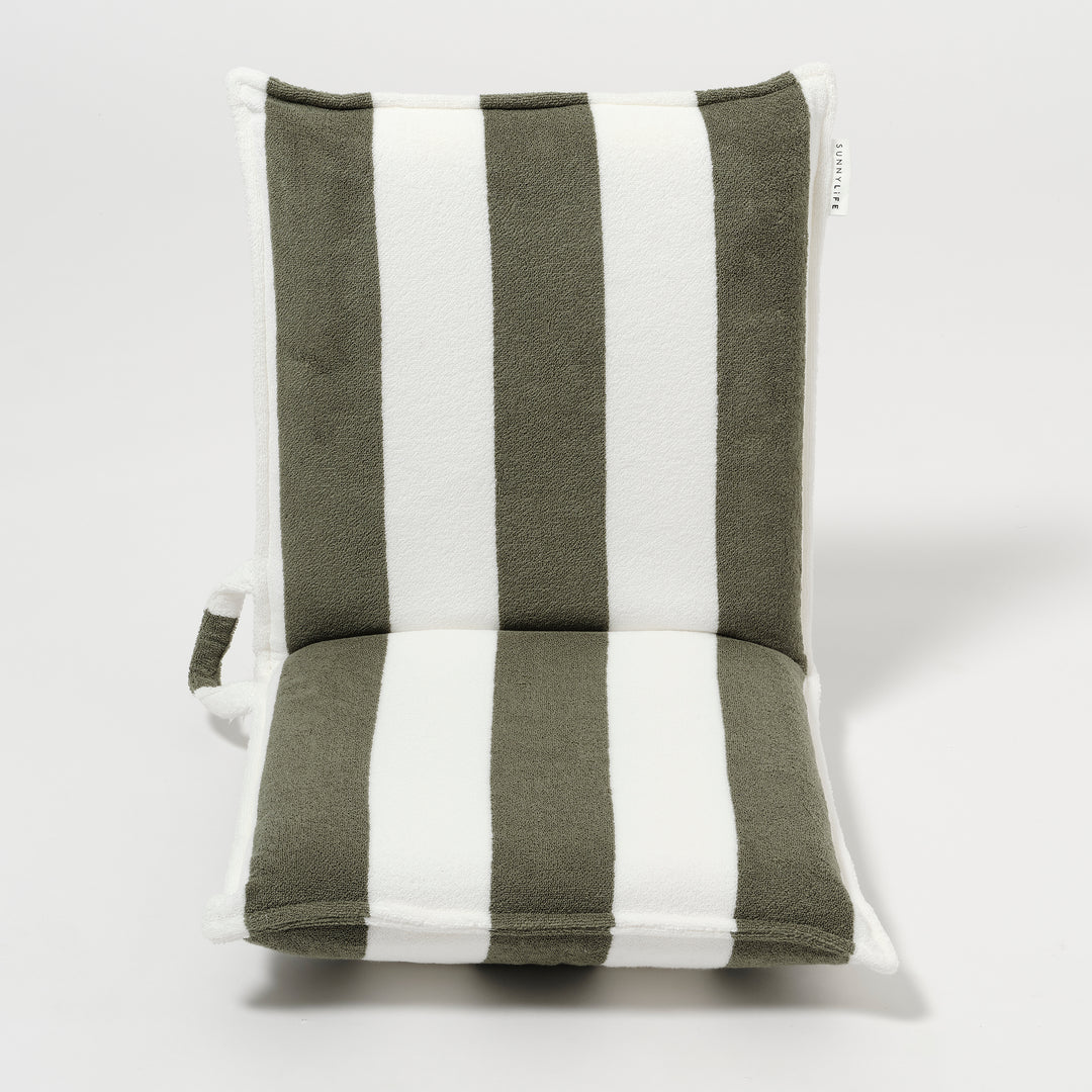 SUNNYLiFE paplūdimio kėdė Folding – THE VACAY OLIVE STRIPE