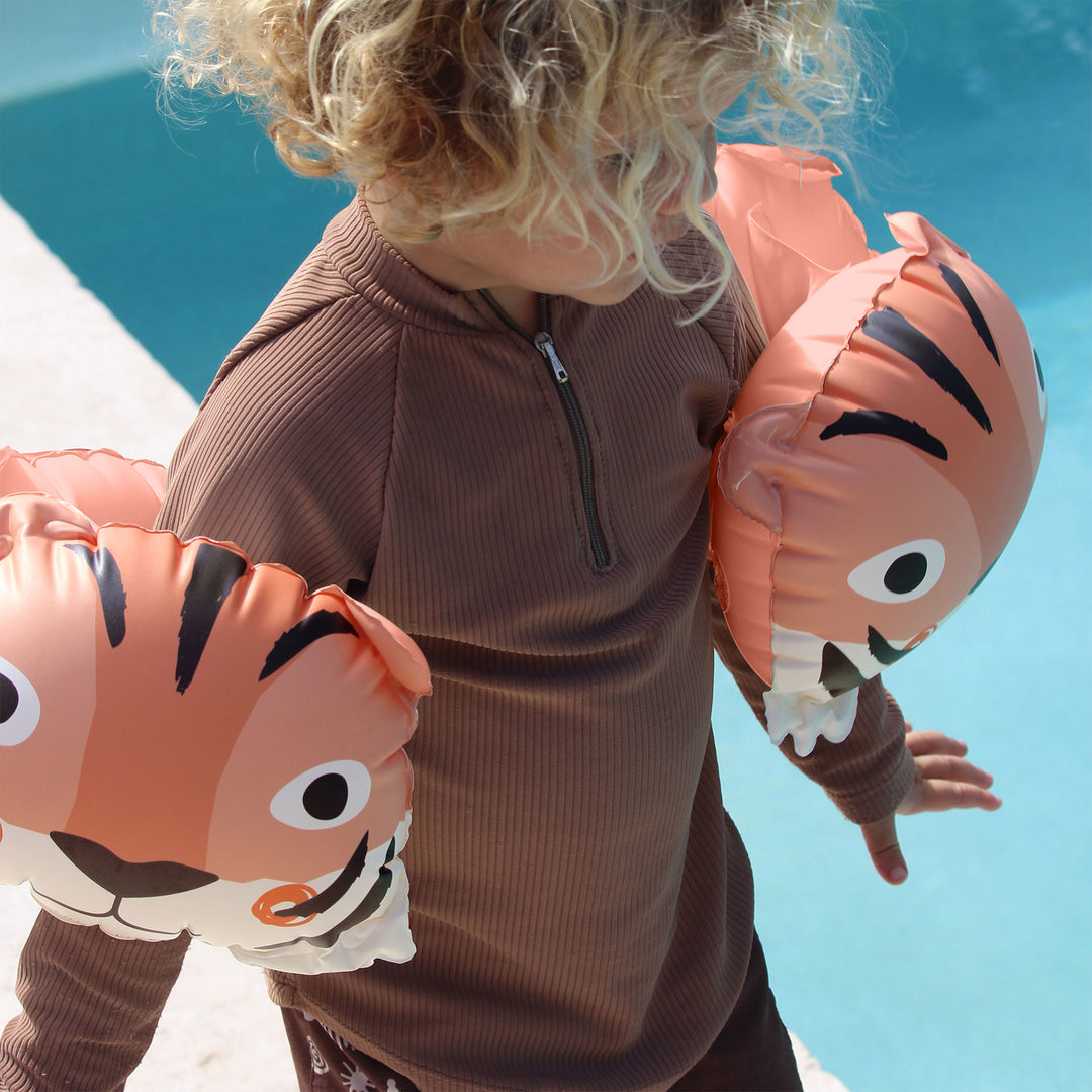 SUNNYLiFE pripučiamos plaukimo rankovės – TINO THE TIGER CLAY