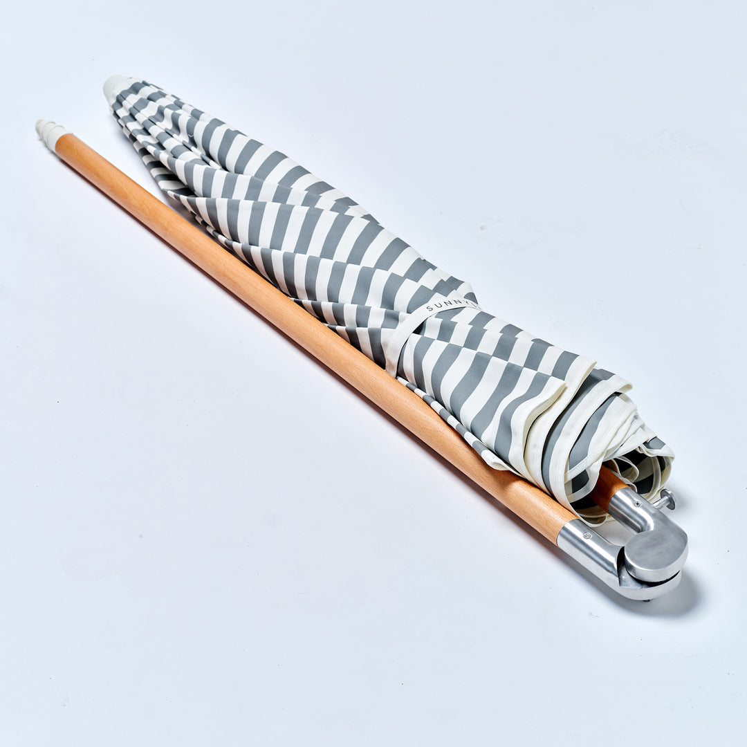 SUNNYLiFE paplūdimio skėtis nuo saulės – SEAGRASS STRIPE