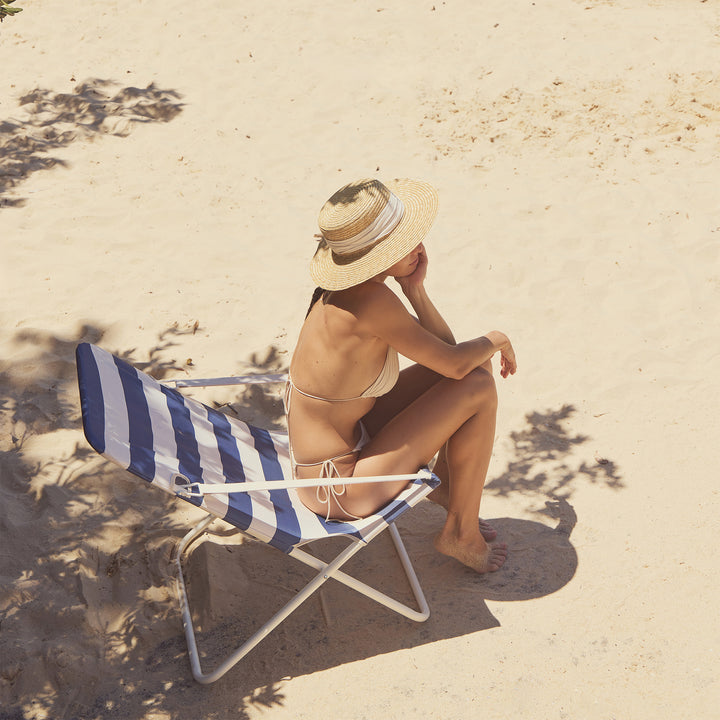 SUNNYLiFE paplūdimio kėdė Sun – MARINE STRIPE