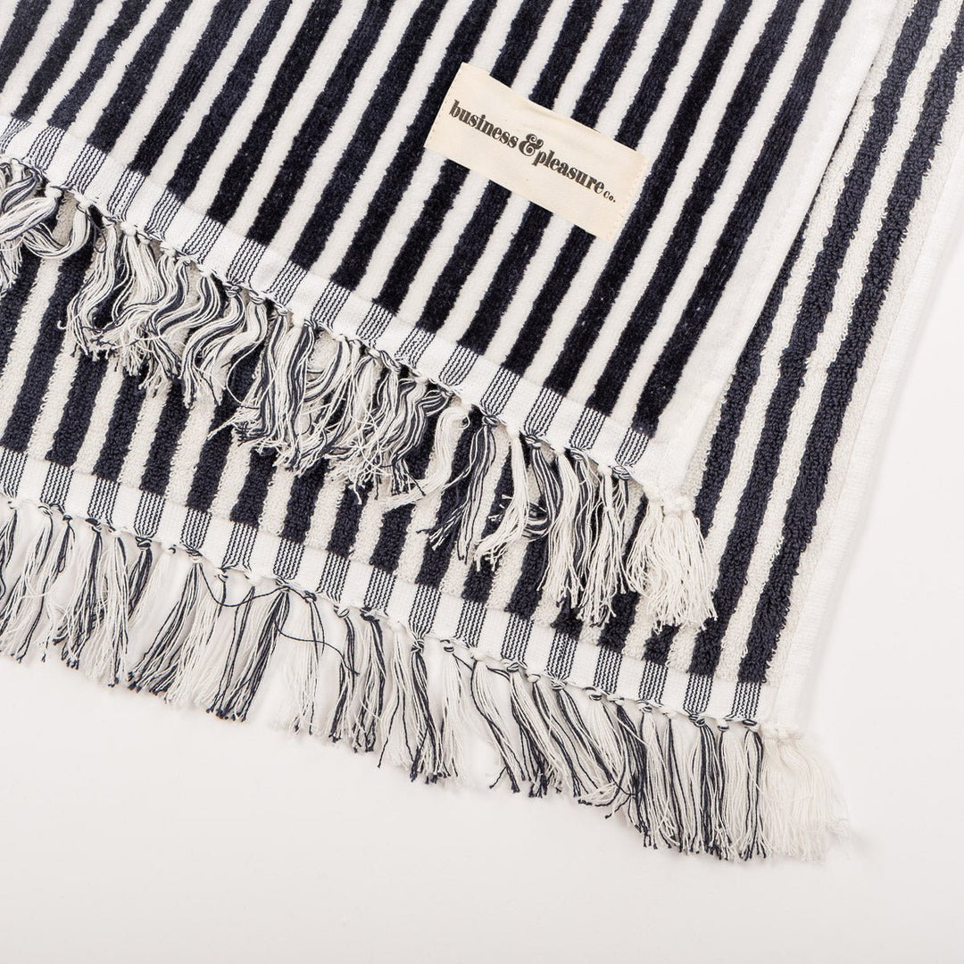 Business & Pleasure paplūdimio rankšluostis – LAUREN ‘S NAVY STRIPE - Summer Boutique - BPA-TWL-LAU-NVY