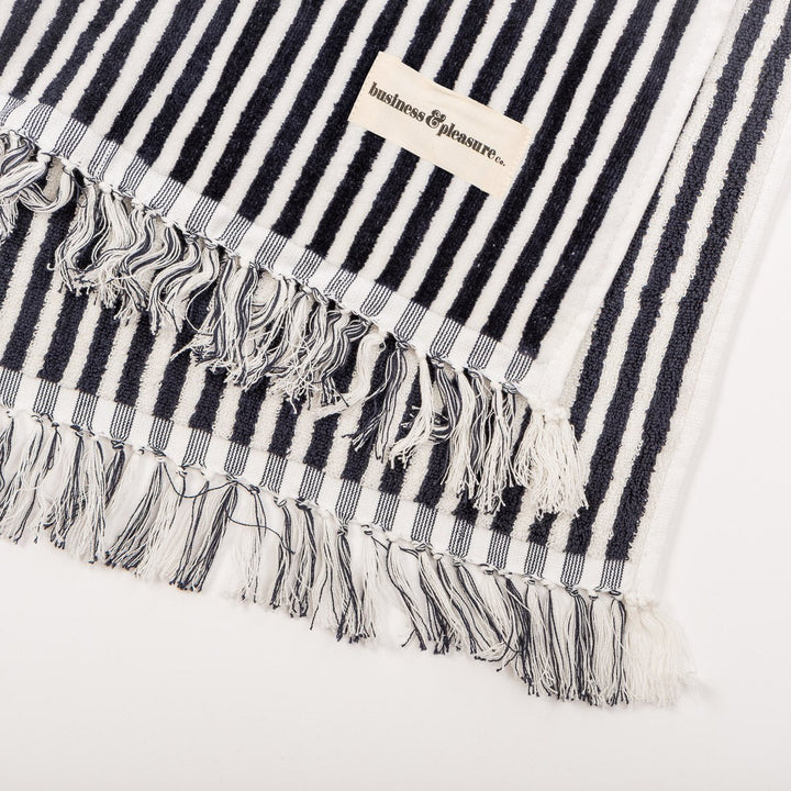 Business & Pleasure paplūdimio rankšluostis – LAUREN ‘S NAVY STRIPE - Summer Boutique - BPA-TWL-LAU-NVY