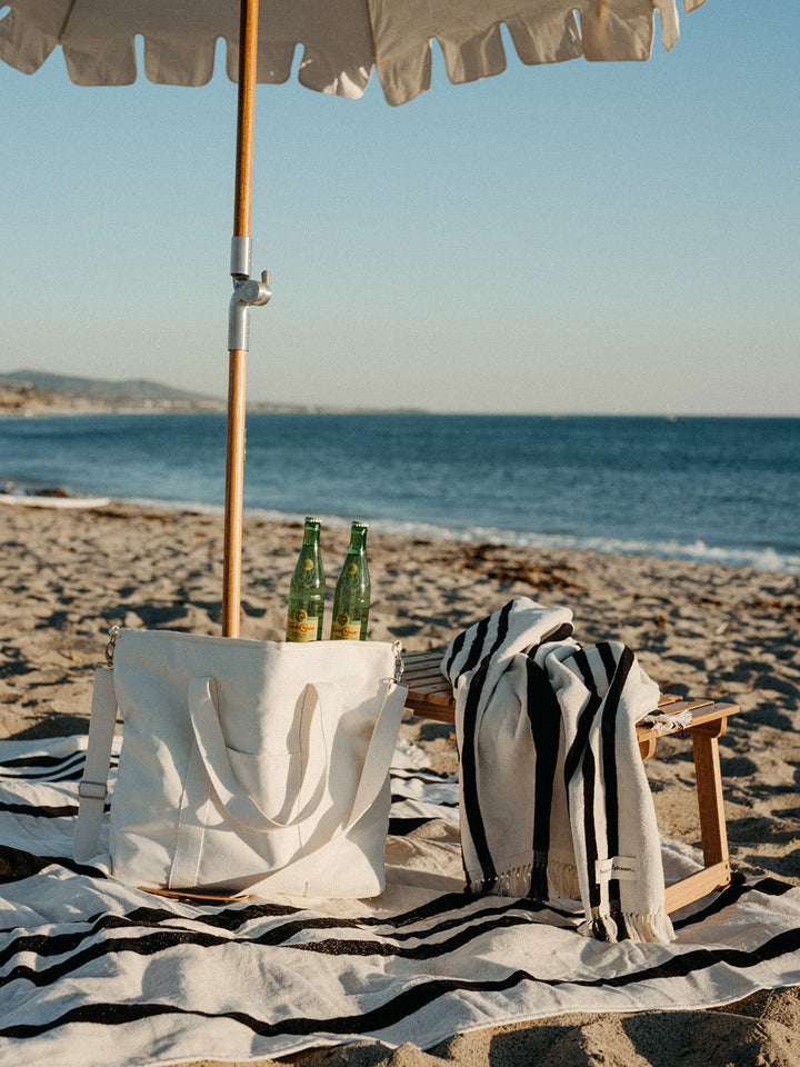 Business & Pleasure paplūdimio rankšluostis – VINTAGE BLACK STRIPE - Summer Boutique - BPA-TWL-VTG-BLK