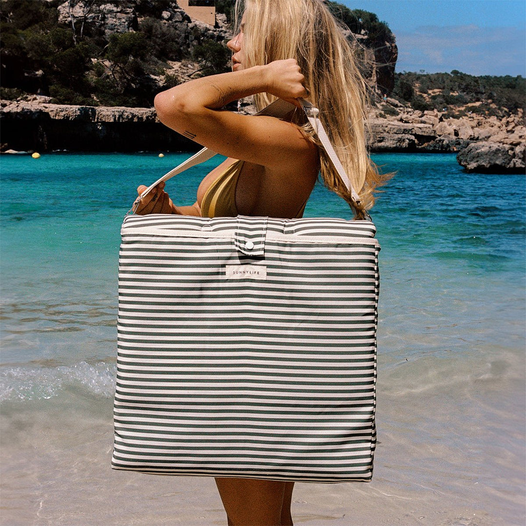 SUNNYLiFE paplūdimio gultas – THE VACAY OLIVE - Summer Boutique - S41BROLI