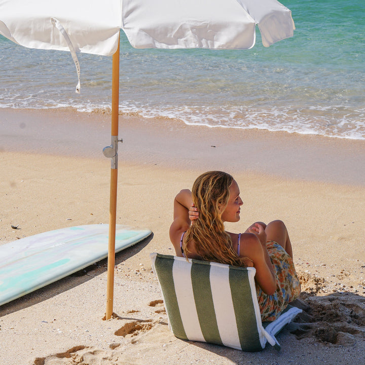 SUNNYLiFE paplūdimio kėdė Folding – THE VACAY OLIVE STRIPE - Summer Boutique - S51TFSVO