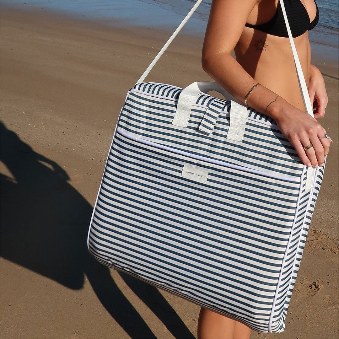 SUNNYLiFE paplūdimio kėdė – RESORT STRIPE - Summer Boutique - S41FSRES