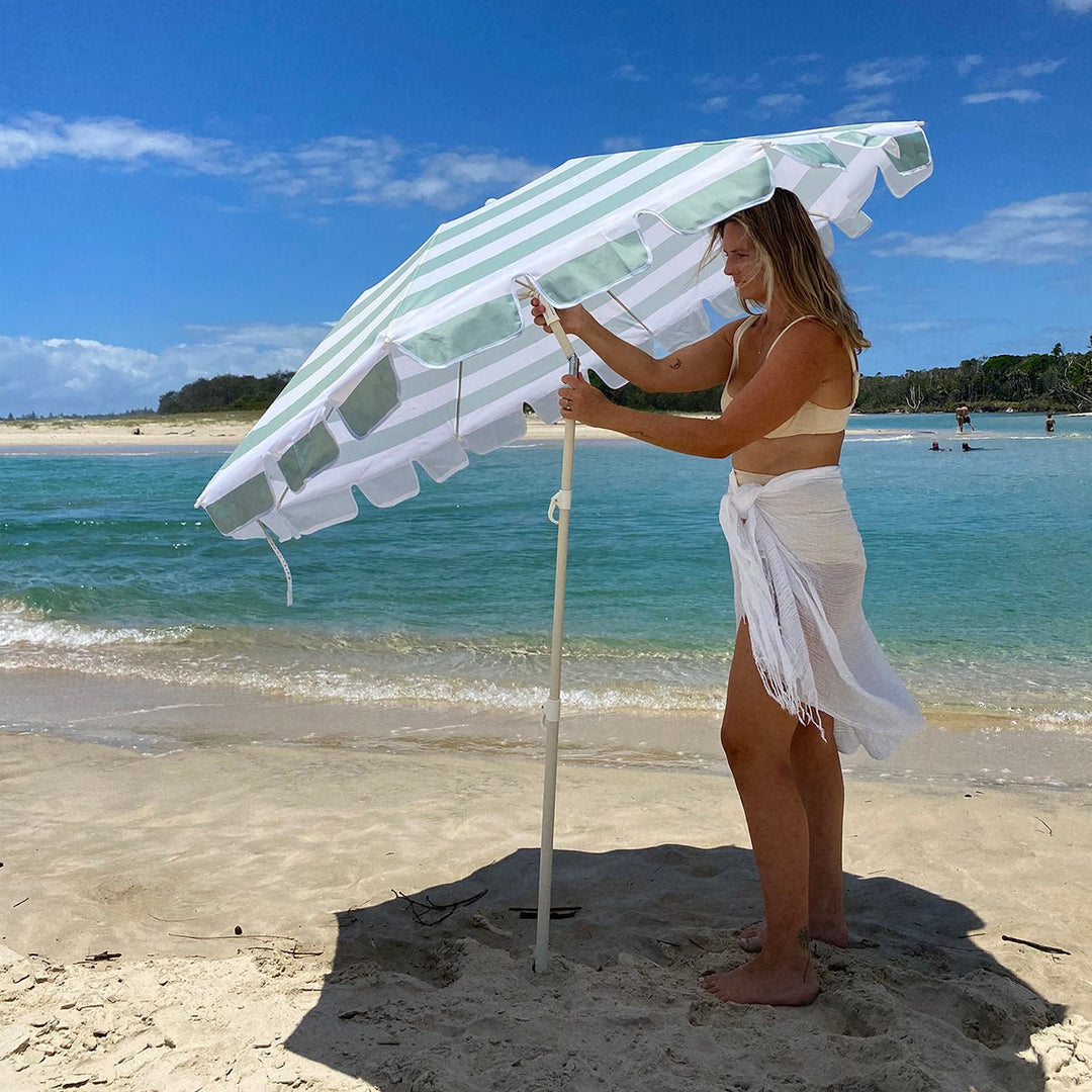 SUNNYLiFE paplūdimio skėtis nuo saulės – LA PALMA SAGE STRIPE - Summer Boutique - S51CBUSS