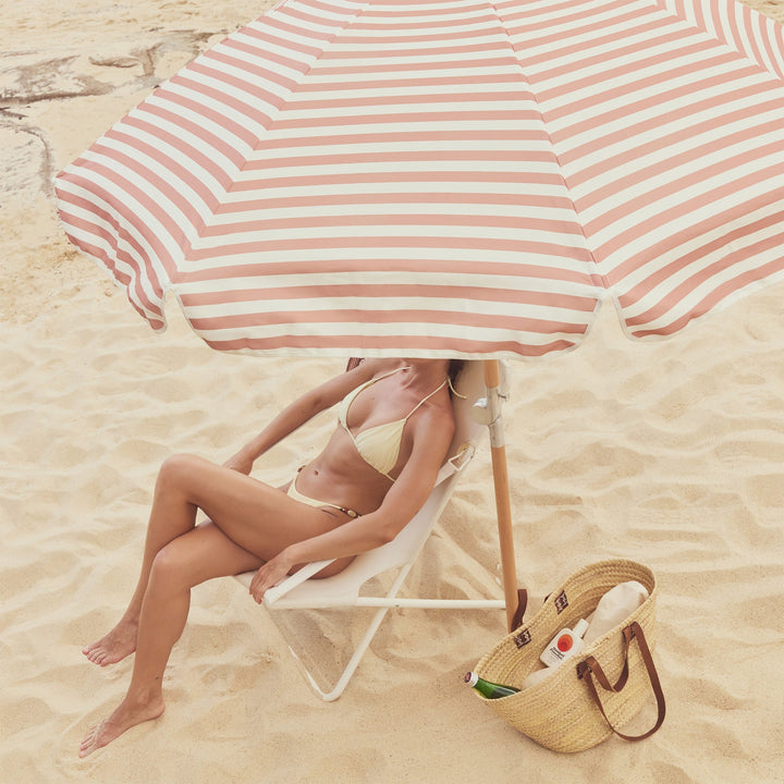 SUNNYLiFE paplūdimio skėtis nuo saulės – TIERRA CLAY STRIPE - Summer Boutique - S61LBUTC