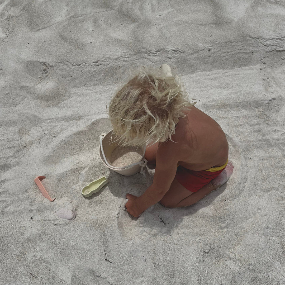 SUNNYLiFE silikoninis smėlio žaislų rinkinys – APPLE SORBET MULTI - Summer Boutique - S51SSBML