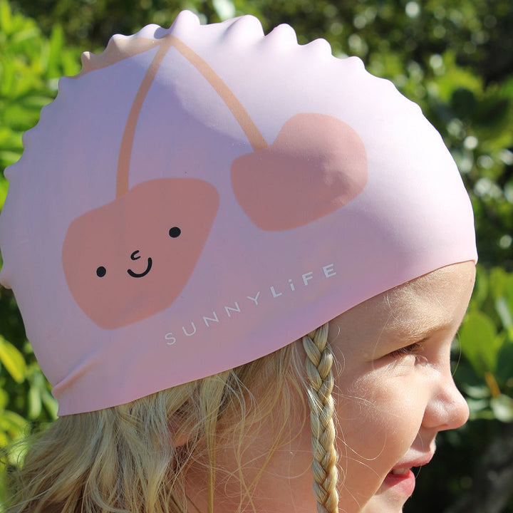 SUNNYLiFE vaikiška plaukimo kepurėlė – COTTON CANDY CHERRY - Summer Boutique - S51SCCCP